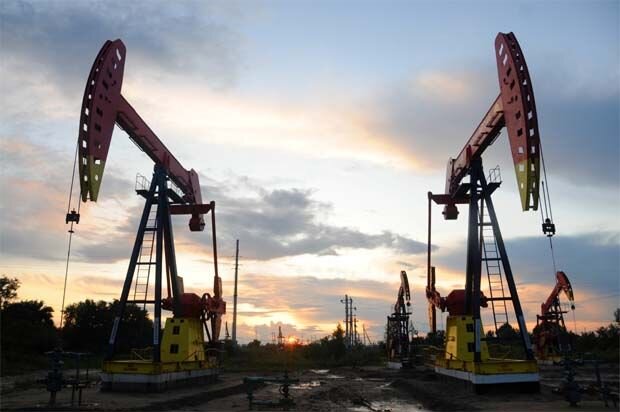 افزایش ۲۱۰ هزار بشکه ای تولید روزانه نفت ایران