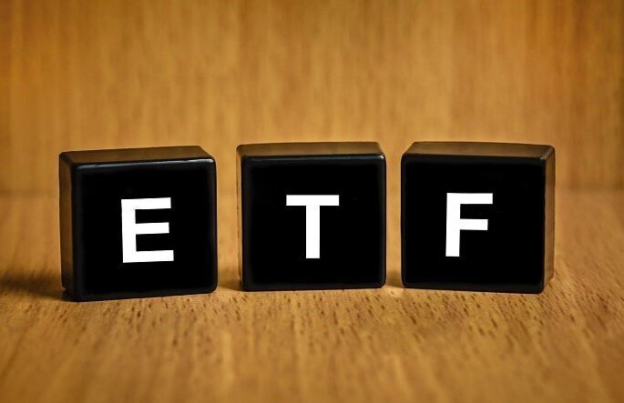 افت ETF ها در نخستین روز هفته