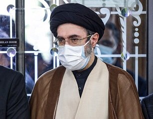 فرزند مقام معظم رهبری در مراسم ختم + تصاویر فرزند مقام معظم رهبری در مراسم ختم + تصاویر