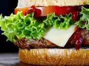 اعلام قیمت انواع همبرگر در بازار + جدول قیمت