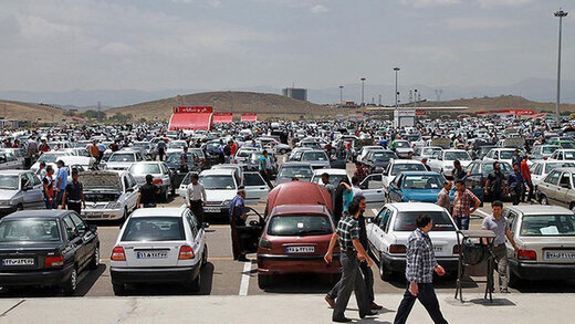 قیمت خودرو در بازار آزاد سه‌شنبه ۲۴ بهمن ماه