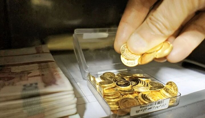 کاهش ۵۰ درصدی فروش سکه و طلا 