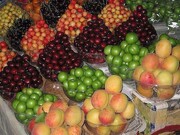 گران‌ترین میوه‌های بازار کدامند؟/ جدیدترین قیمت گیلاس، طالبی، هلو و موز
