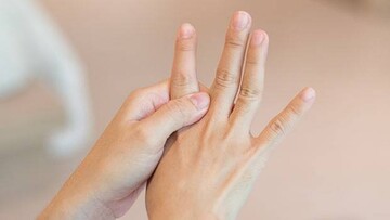 بیماری کبد و علائم شایع سیروز در انگشتان دست / عملکرد کبد چیست؟