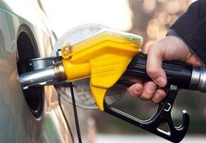 زنگنه:نرخ بنزین یارانه ای تغییر نمی‌کند