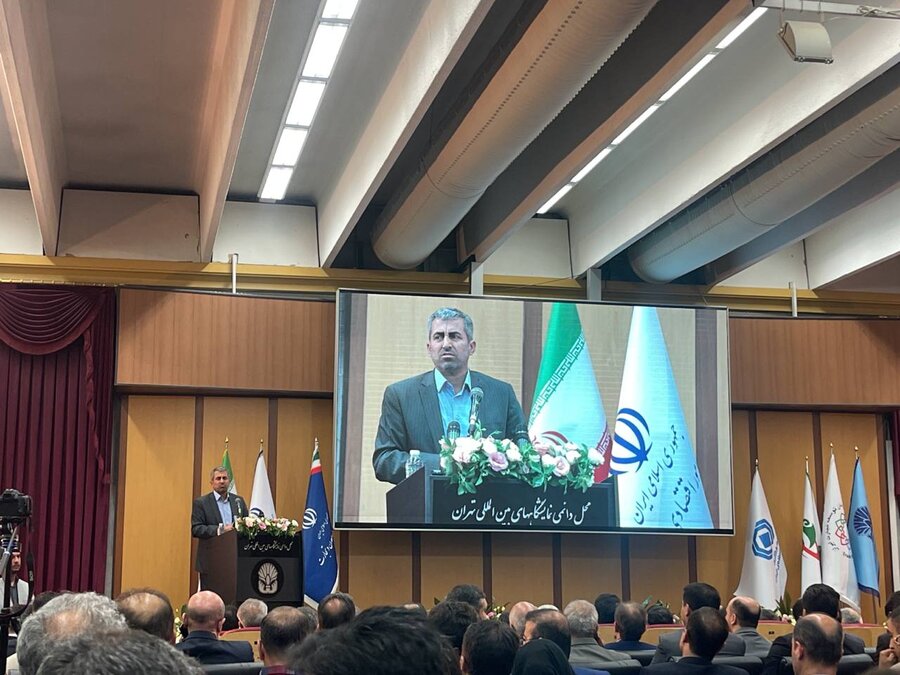 گزارش تصویری از اولین روز پانزدهمین نمایشگاه بینالمللی صنعت مالی