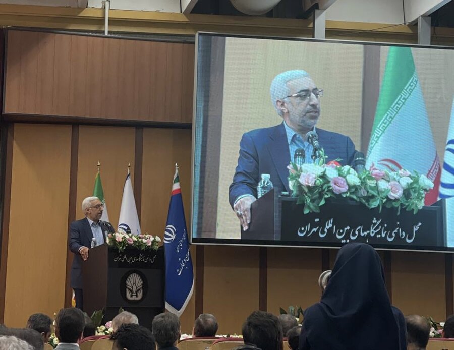 گزارش تصویری از اولین روز پانزدهمین نمایشگاه بینالمللی صنعت مالی