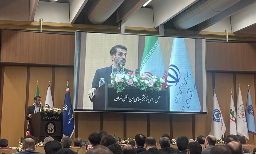 گزارش تصویری از اولین روز پانزدهمین نمایشگاه بینالمللی صنعت مالی