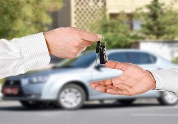 در حال پیگیری انتقادات به ثبت‌نام‌های اخیر خودرو هستم