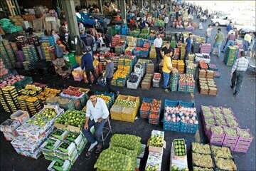 بازار میوه و سبزیجات آرام است