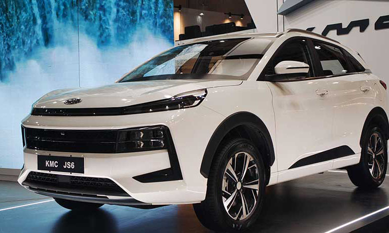 نمایش عمومی خودروهای برقی، پلاگین هیبرید و وارداتی کرمان موتور در دومین نمایشگاه تحول صنعت خودرو