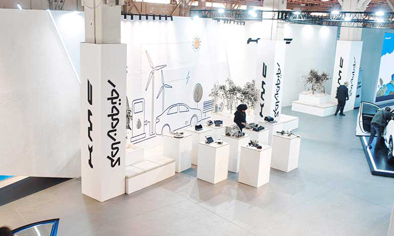 نمایش عمومی خودروهای برقی، پلاگین هیبرید و وارداتی کرمان موتور در دومین نمایشگاه تحول صنعت خودرو