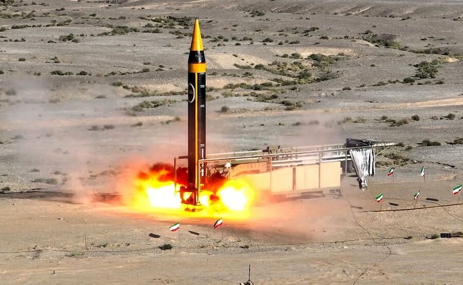 موشک بالستیک چیست؟