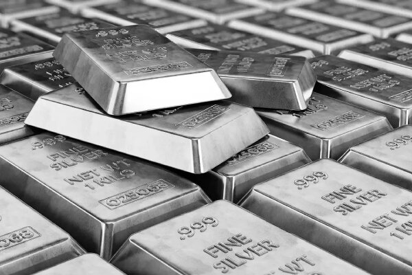 نقره در مسیر شکست رکورد ۱۴ ساله نقره در مسیر شکست رکورد ۱۴ ساله