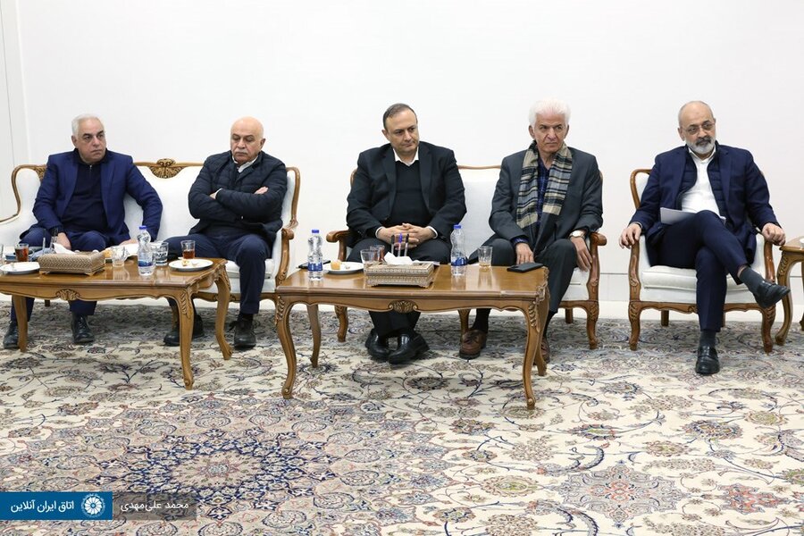 مدیریت دولتی و قیمت‌گذاری دستوری،به صنعت خودرو آسیب زده است