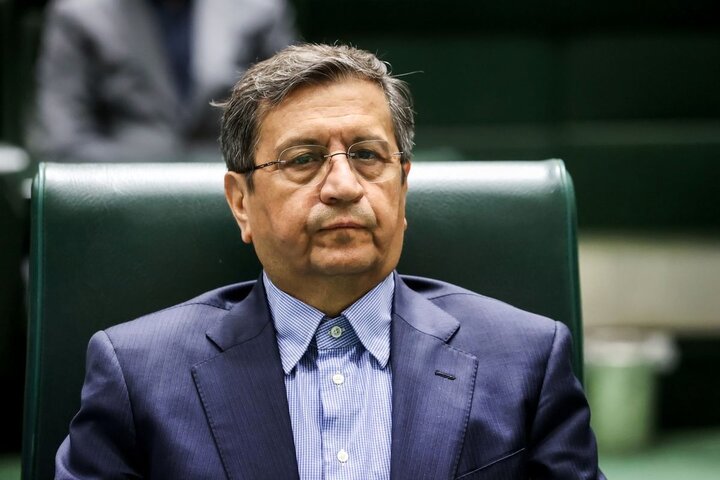 استیضاح وزیر اقتصاد به مرحله رسمی رسید