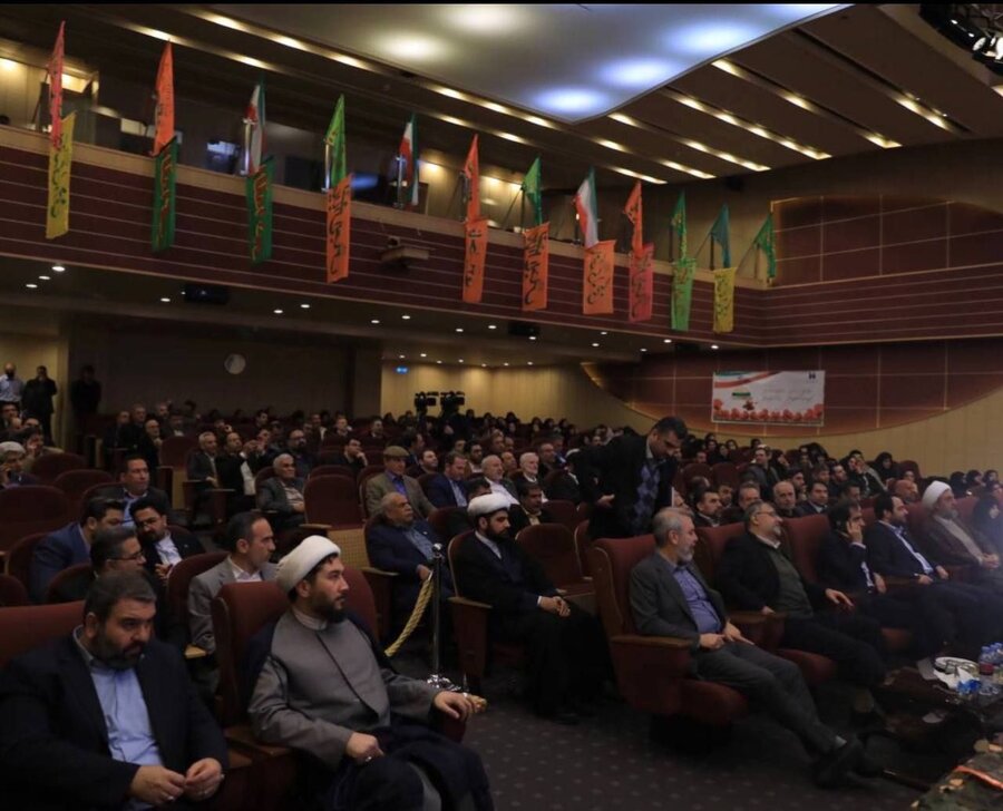 جهاد اقتصادی امروز نتیجه زنده نگاه‌ داشتن یاد شهدا است