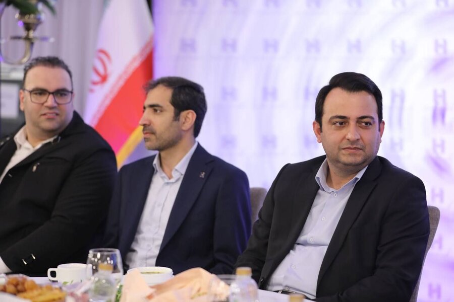 نشست هماندیشی مشتریان ویژه و مدیران ارشد بانک صادرات ایران برگزار شد