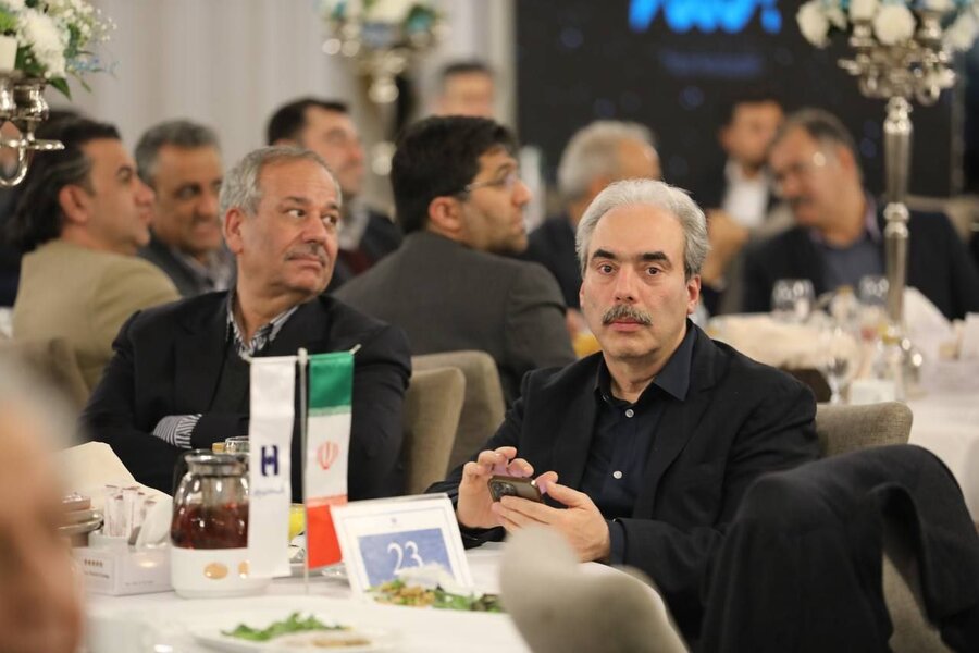 نشست هماندیشی مشتریان ویژه و مدیران ارشد بانک صادرات ایران برگزار شد