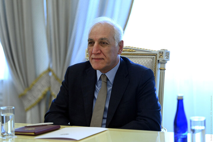 رئیس جمهور ارمنستان لایحه آغاز روند پیوستن به اتحادیه اروپا را امضا کرد