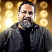 رضا صادقی در بیمارستان بستری شد