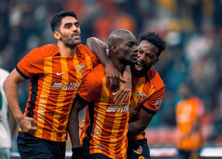 فنرباغچه در شبی پرهیجان و پرفراز و نشیب، در خانه برابر کایسری‌اسپور متوقف شد