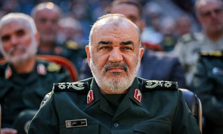 تکذیب خبر تغییر فرمانده کل سپاه