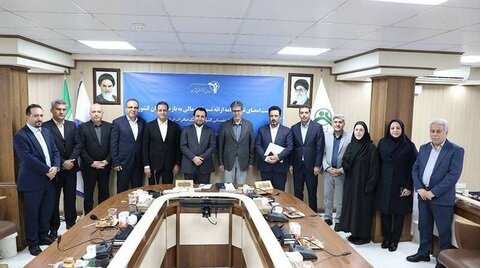 همزمان با امضای تفاهم‌نامه همکاری بانک صادرات ایران با صندوق بازنشستگی کشوری از خدمات جدید بانک برای بازنشستگان رونمایی شد