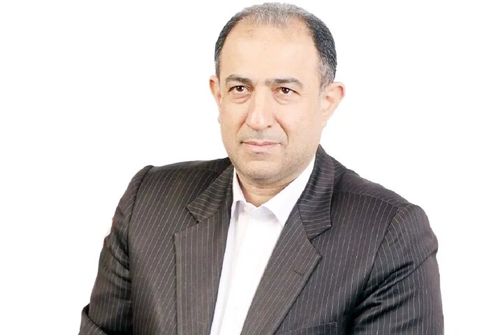 مدنی‌زاده، با تشکیل تیمی قوی، می‌تواند وزی...