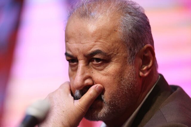 درویش در پرسپولیس می‌ماند یا می‌رود؟