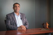 مدنی زاده می‌تواند اقتصاد زخم خورده را ترمیم کند