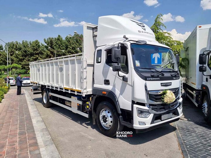 عرضه ۳۰ دستگاه کامیون فورس در بورس کالا