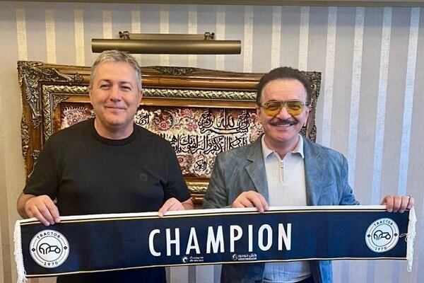 دراگان اسکوچیچ سرمربی تراکتور تبریز ماند