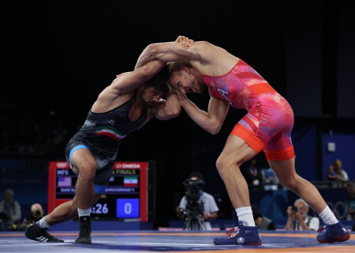 ضربه شدن حسین ابوذری در وزن ۷۴ کیلوگرم