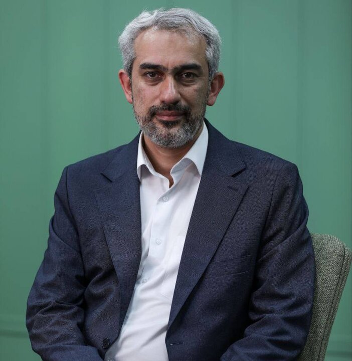 رای‌گیری اعتماد به مدنی‌زاده در نشست ۲۶ خر...