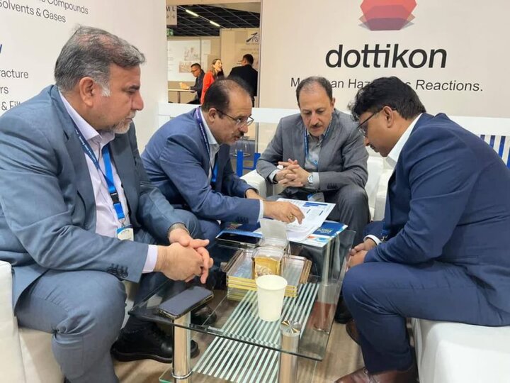بازدید مدیران شیران و نیرو کلر از نمایشگاه بینالمللی Chemspec بازدید مدیران شیران و نیرو کلر از نمایشگاه بینالمللی Chemspec