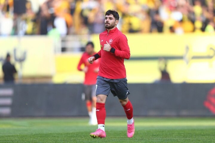 محمد عمری در آستانه تمدید با پرسپولیس