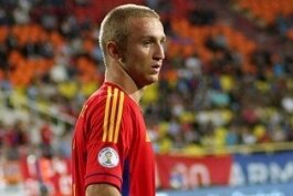 استقلال سراغ وارازدات هارویان رفت