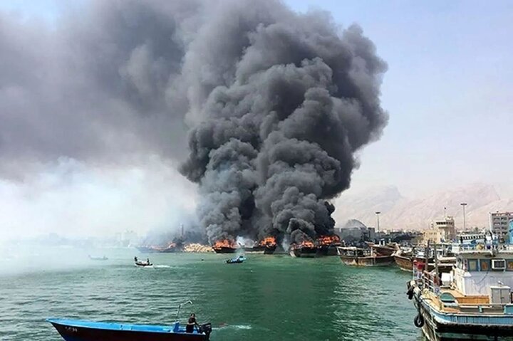 آتش سوزی در پتروشیمی متانول کاوه بندر دیر بوشهر آتش سوزی در پتروشیمی متانول کاوه بندر دیر بوشهر