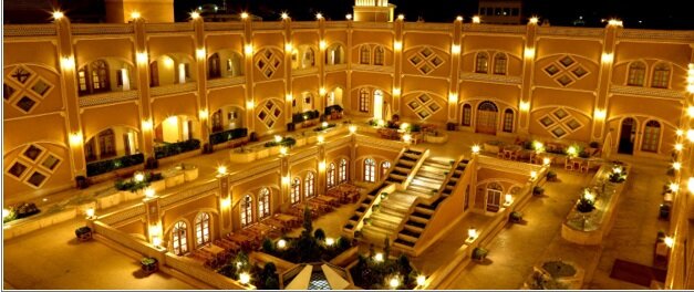 رزرو هتل یزد برای سه شب