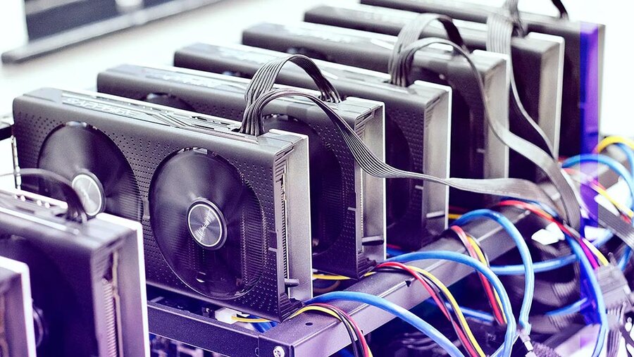 مدت زمان استخراج یک بیت کوین با کامپیوتر چقدر است؟