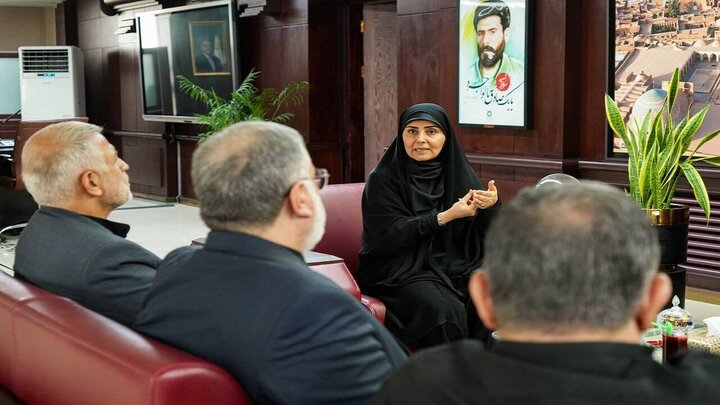 چگونگی بازسازی تهران با محوریت بنیاد مسکن بررسی شد