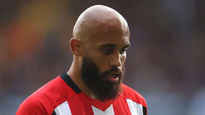 ناراحتی برایان امبومو از طولانی شدن روند انتقالش به منچستریونایتد