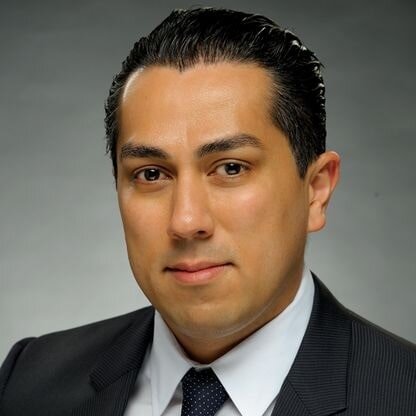 بهداد اقبالی کیست؟