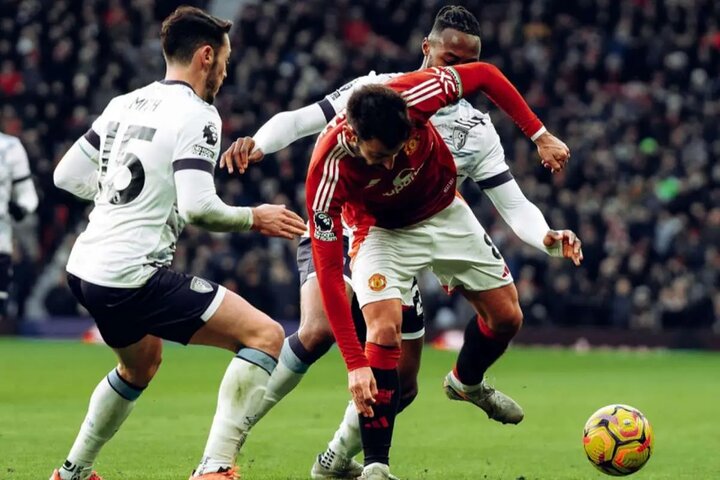 طوفان سرخ در شیکاگو؛ منچستر یونایتد ۴ - ۱ بورنموث