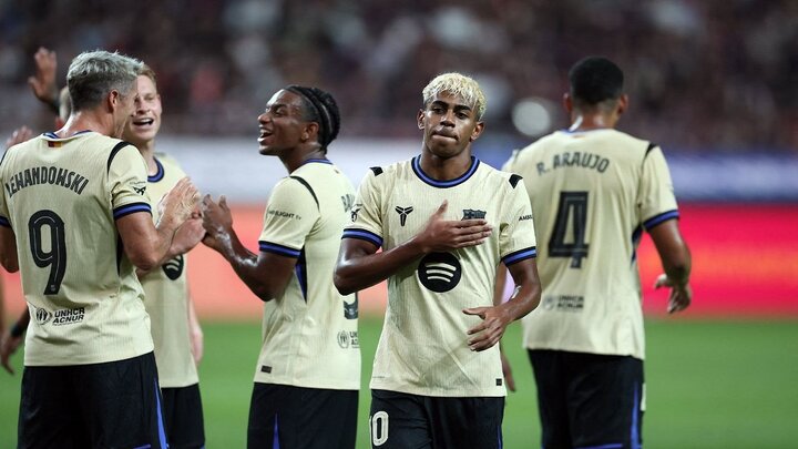 پیروزی پرگل بارسلونا و میلان مقابل حریفان