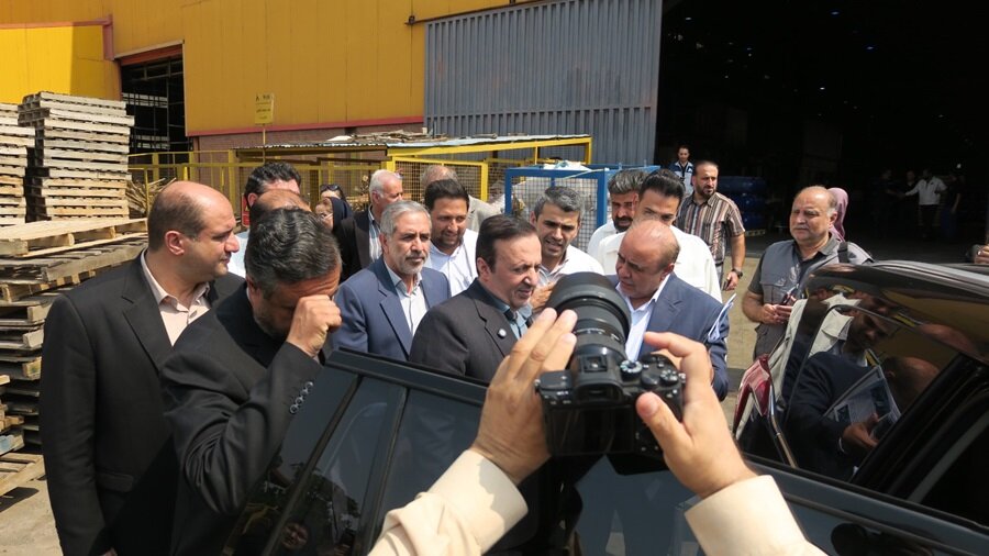 بازدید استاندار قزوین از شرکت آسیاناما در راستای حمایت از صنعت CNG