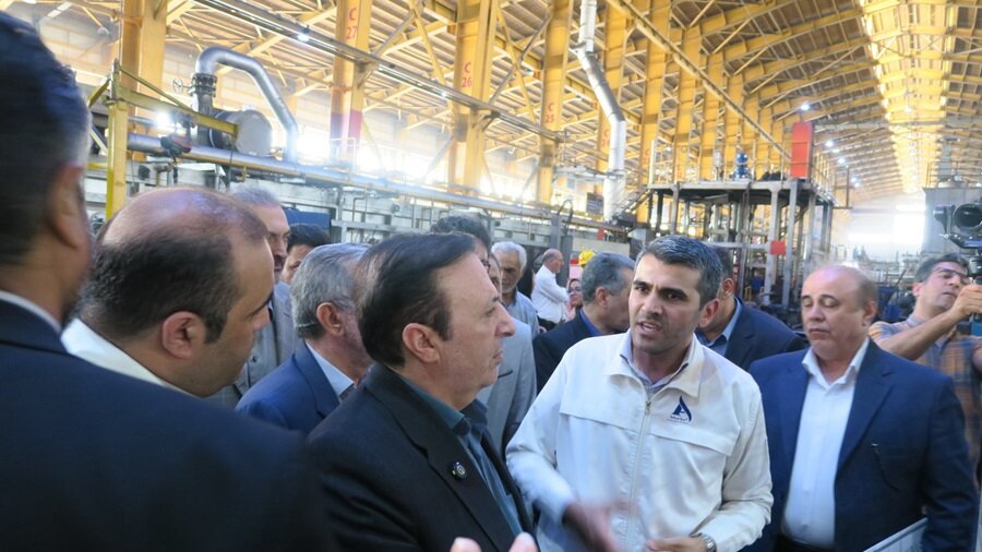 بازدید استاندار قزوین از شرکت آسیاناما در راستای حمایت از صنعت CNG