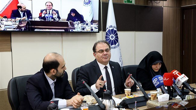 دولت تا انتهای شهریور تکلیف نیروگاه‌ها را مشخص کند