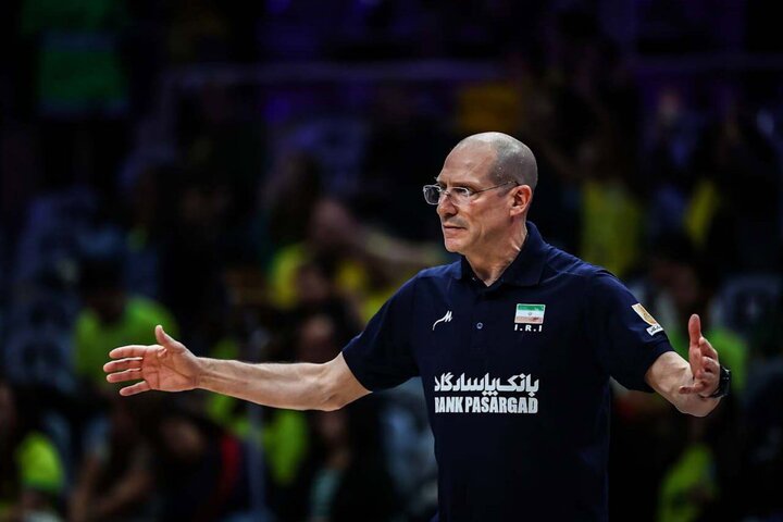 پیاتزا: من جادوگر نیستم